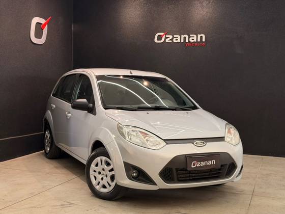 FORD FIESTA 1.6 SE HATCH 16V FLEX 4P MANUAL FORD FIESTA 1.6 SE HATCH 16V FLEX 4P MANUAL